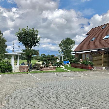 Garni Hotel-Pension Holum 纽哈灵吉塞尔 外观 照片