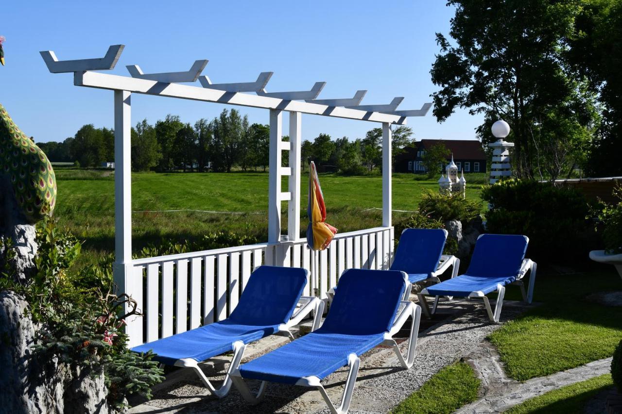 Garni Hotel-Pension Holum 纽哈灵吉塞尔 外观 照片