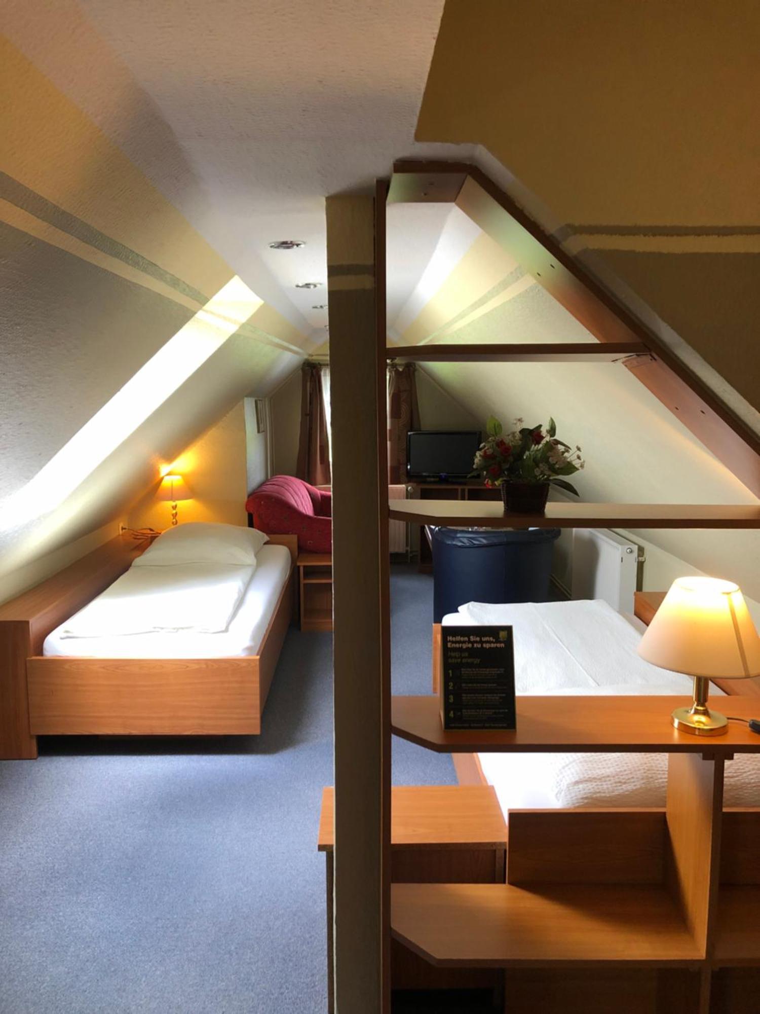 Garni Hotel-Pension Holum 纽哈灵吉塞尔 外观 照片